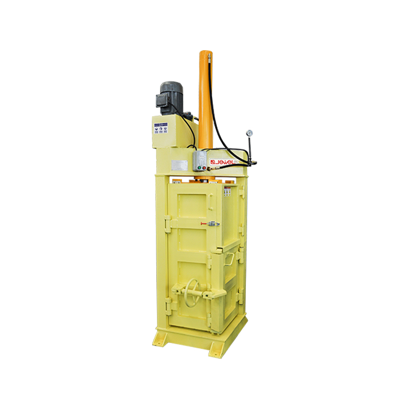 Pressa per balle a compressione verticale
