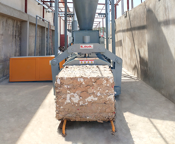 Impianto completo di sistema automatizzato di rimozione dei rifiuti per una fabbrica di cartone nigeriana