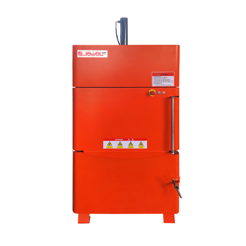 Piccola pressa per balle verticali JP-7750T3